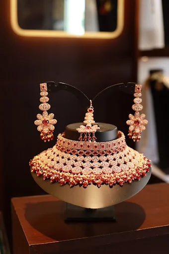 Bridal gallery rental jewellery